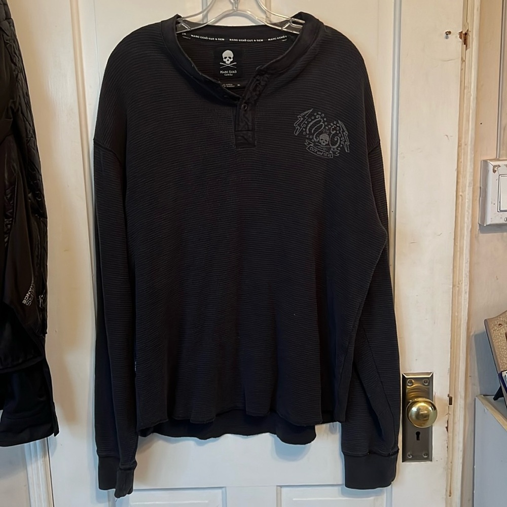 Mark Ecko Cut and Sew XL long sleeve thermal style shirt. Great condition!